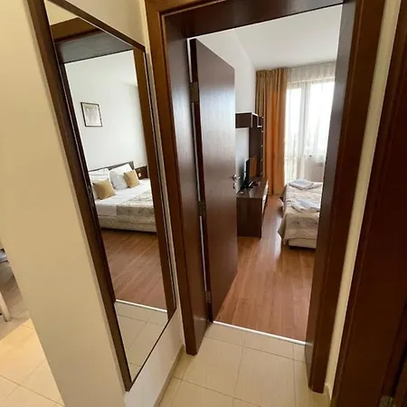 公寓 Belvedere Club ,apartment A202