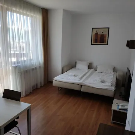 Belvedere Club ,apartment A202